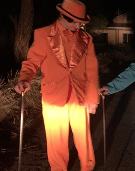 Tyler Peterfi as Ezra Desmond