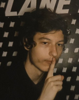 Valentin Boszko as Eugene