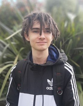 Dion Jones as Dead Gamer