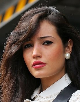 Viola Velasco as Matilde