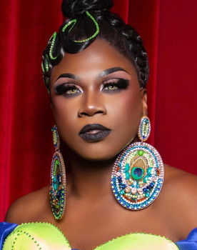 Hershii LiqCour-Jeté as Self