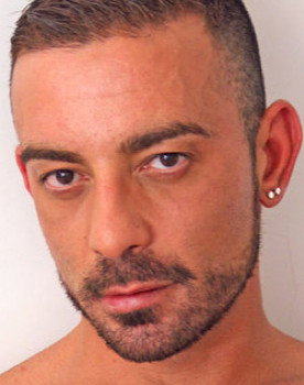 Theo S.