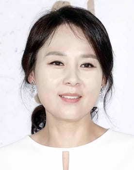 Jeon Mi-seon as Eun-kyung