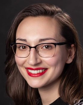 Miranda Moffat as Nina Rose