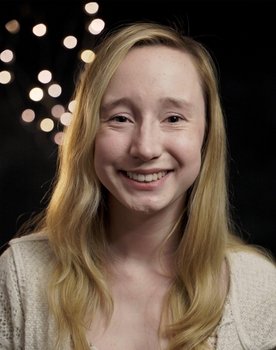 Rebecca Hoogkamp as Iris Powell