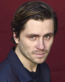 Sverrir Gudnason Photo
