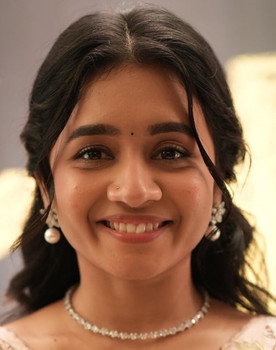 Anishma Anilkumar as Landlord's Daughter