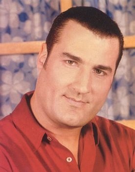 Juan Carlos Gutiérrez as Azteca