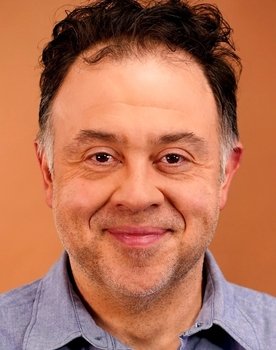 Konstantin Ikonomov as Obese Patron