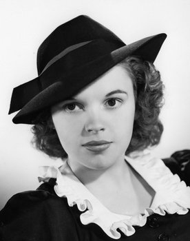 Judy Garland as Self (archive footage)