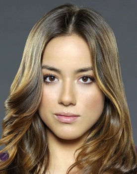 Chloe Bennet