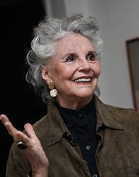 Marilda Perroy as Self