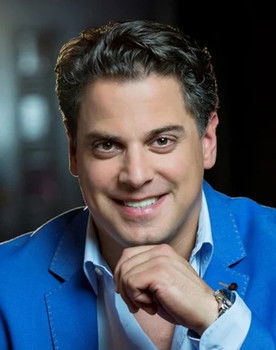 Sándor Nagy as Laci