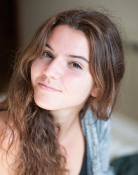 Mireia Vilapuig as Mireia
