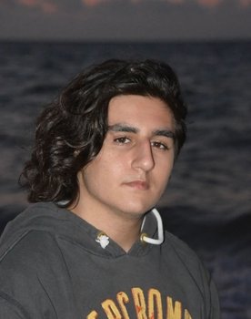 Yusuf Kemal Kılkış as Hasan
