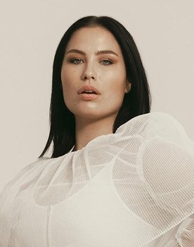 Molly Hammar