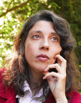 Tatiana Cantazaro as Convidado