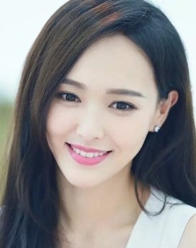 Tang Yan as Tang Qiqi