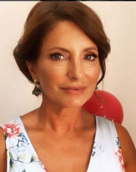 Branka Pujić as Stana Savić, ćerka