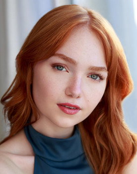 Sarah Sheehan as Laura Daly