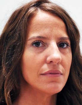 Bernarda Pagés as Carmen