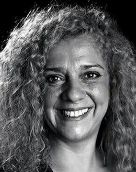 Susana Palmerston as Prisioneira