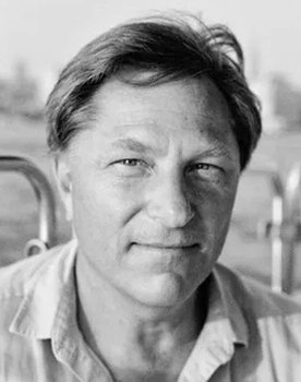 Avram Ludwig as Alfred