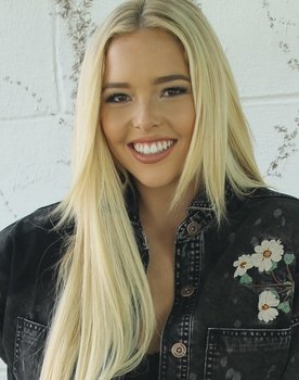 Lexi Collins as Tara Ahlquist