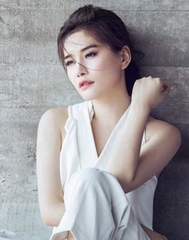 Yi Yi Zi