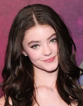 Kenzie Richardson as Vee Hauntley