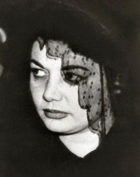 Hamide Kheyrabadi as 