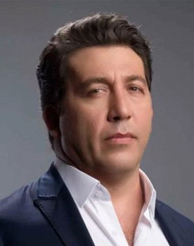 Emre Kınay
