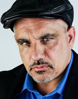 Mike Muratore as Mike