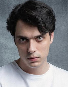 Ali Önsöz