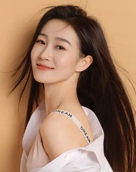 Guo Xiaoyuan as 萧雨