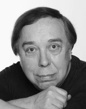 Vladimir Firsov as Лифанов, студент Бузыкина