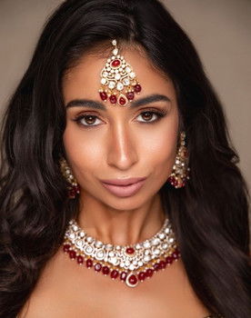 Hannah Nazareth as Claudia