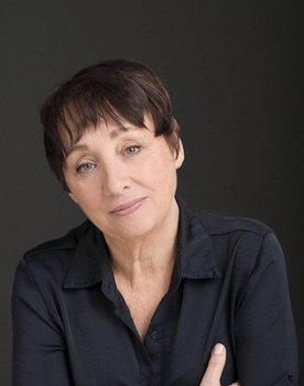 Paloma Catalán as Mari Carmen