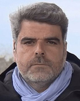 Nuno Pereira as Jornalista