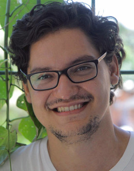 César Nogueira as César Nogueira