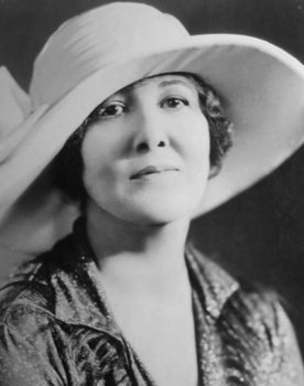 Mabel Van Buren as On Porch / At Farewell
