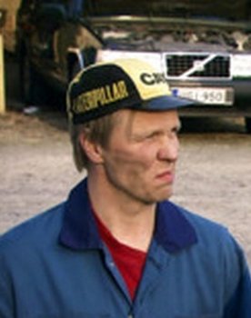 Kari Manninen as Valtsu