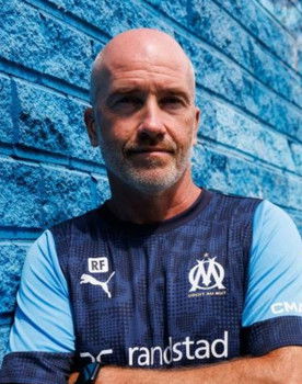 Romain Ferrier as Self