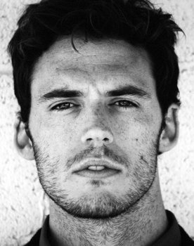 Sam Claflin Photo