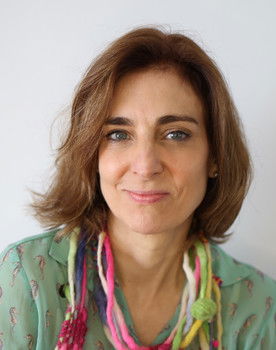 Aldana Duhalde as Aldana Duhalde