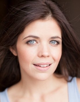 Elizabeth Argus as 