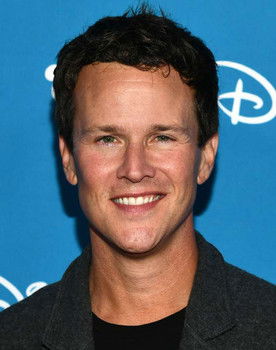 Scott Weinger as Cole Davidson
