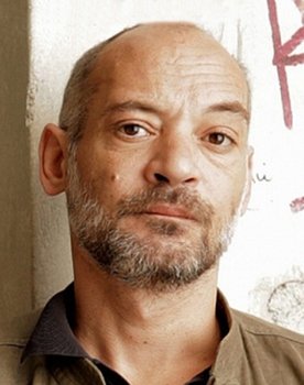 Ieronimos Kaletsanos as Δημήτρης