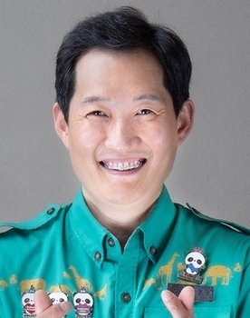 Song Young-kwan as Self