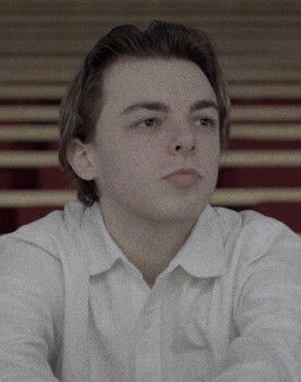 Axel Rimlinger as Pianiste